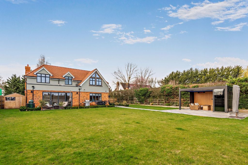 Additional image 20 of 4 bed detached house for saleCrouch Lane, Winkfield, Windsor, Berkshire SL4