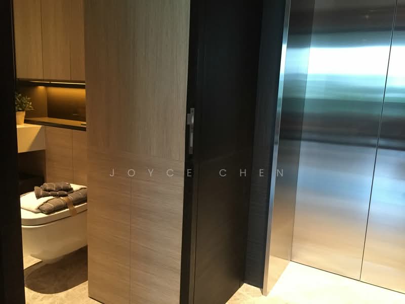 12 Leedon Heights photo 5