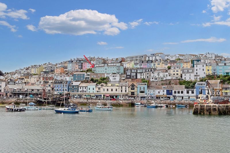 2 bed flat for saleHigher Street, Brixham TQ5