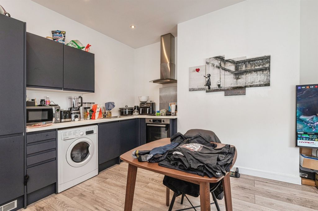Additional image 3 of 1 bed flat for saleBridge End, Brighouse HD6