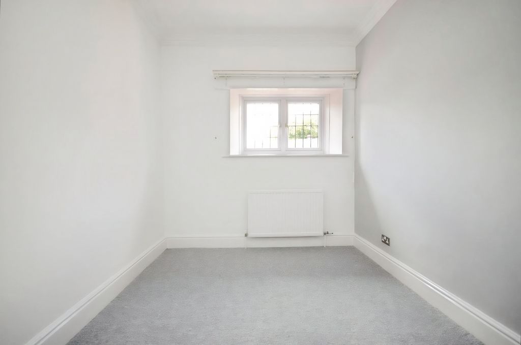 Additional image 10 of 2 bed flat for saleHadham Road, Bishops Stortford CM23