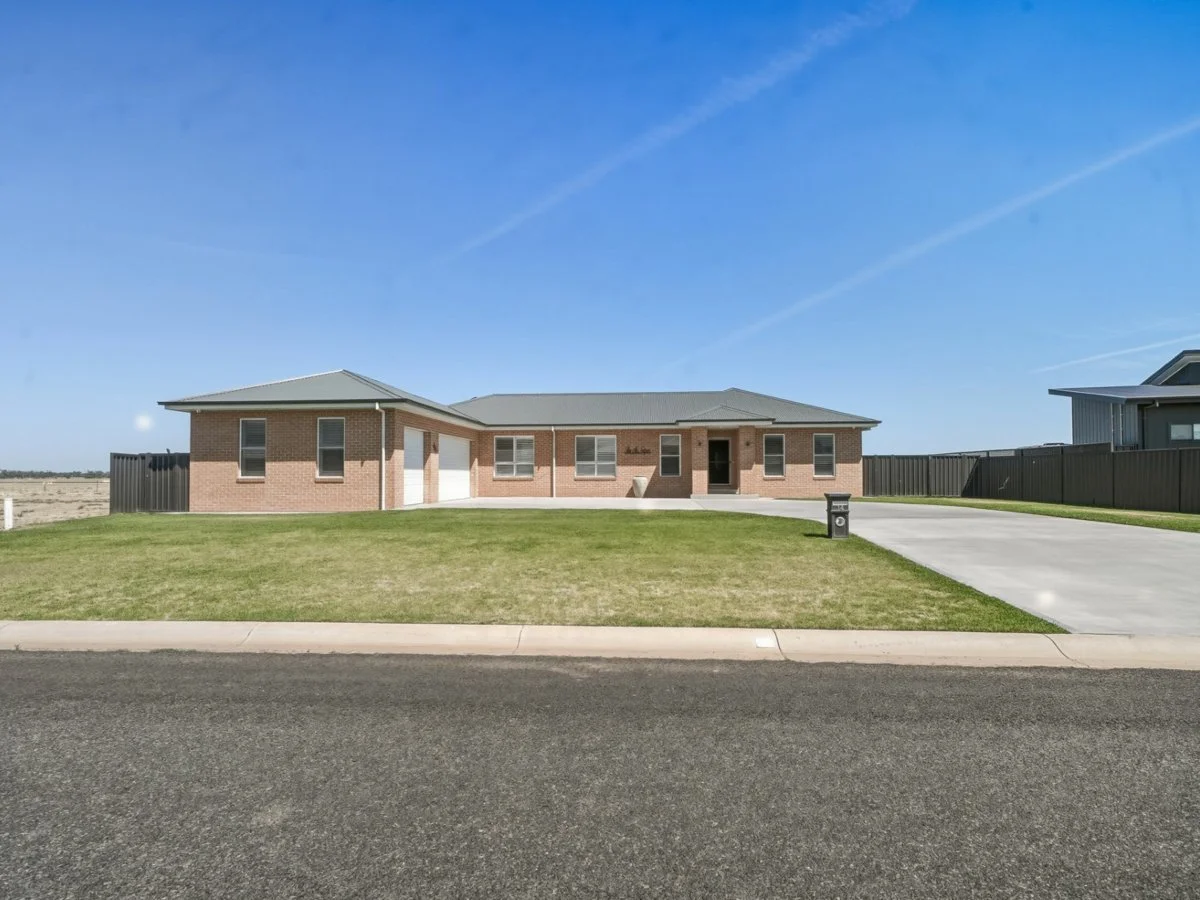 Additional image 21 of 14 Kingsford Smith Place, Narromine NSW 2821