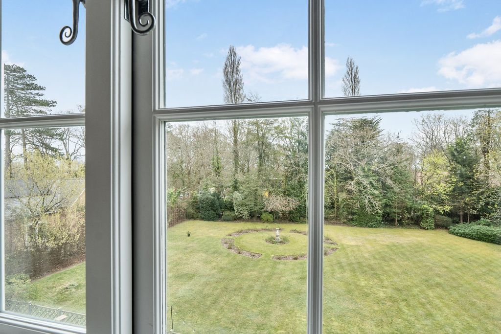 Additional image 11 of 2 bed flat for saleManchester Road, Sway, Lymington SO41