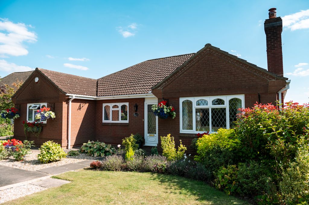 Additional image 4 of 3 bed detached bungalow for saleStation Road, North Thoresby DN36