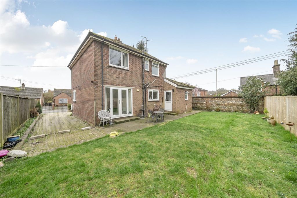 Additional image 19 of 4 bed detached house for saleWhite Cliff Gardens, Blandford Forum DT11