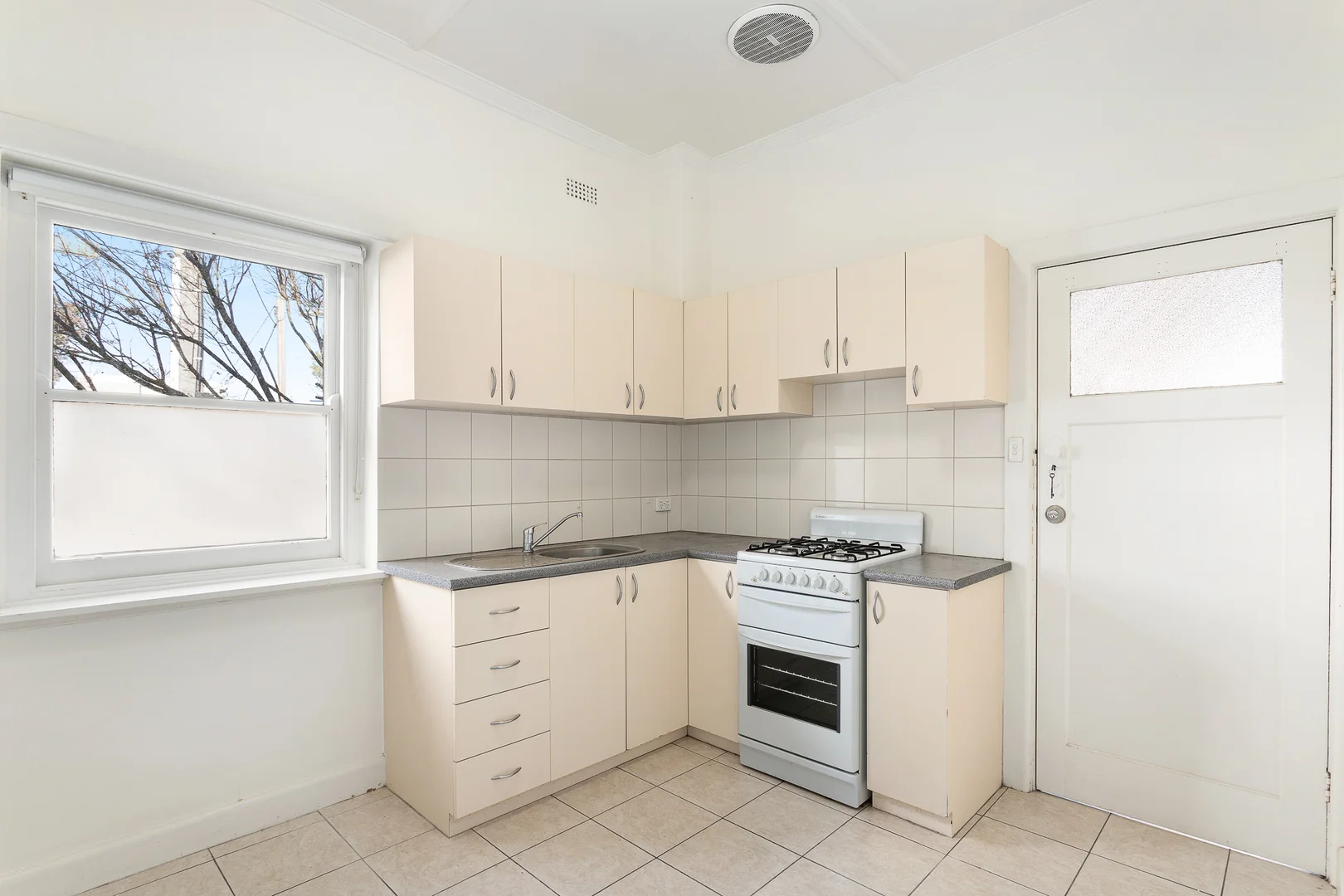 1/415 Hampton Street, Hampton VIC 3188 photo 3