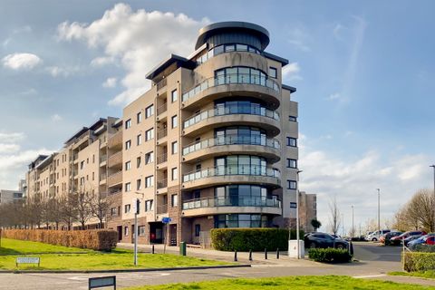 Waterfront Avenue, Edinburgh EH5