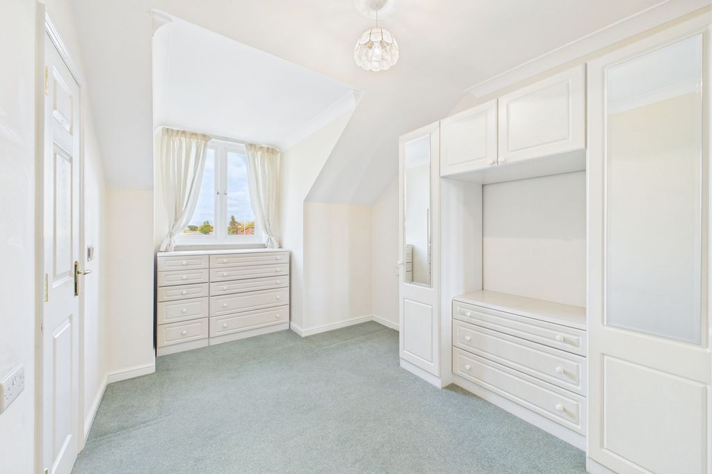 Additional image 8 of 2 bed flat for saleHanbury Court, Thetford IP24