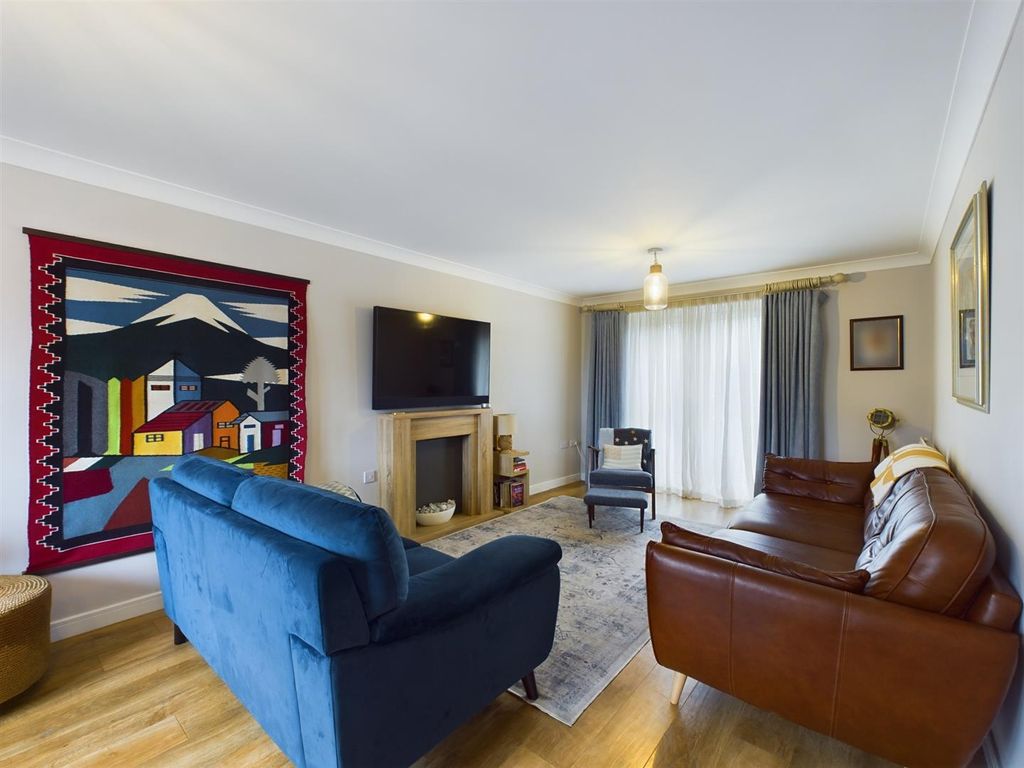 Additional image 8 of 4 bed detached house for saleClos Y Mametz, Porthcawl CF36
