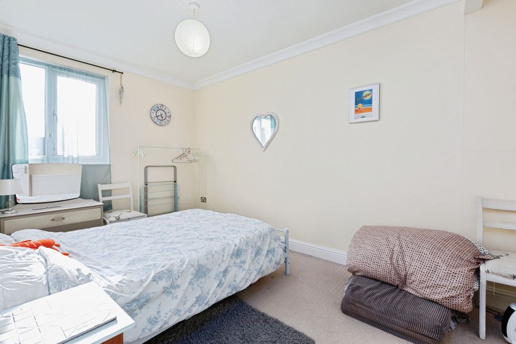 Additional image 9 of 1 bed flat for saleCarlisle Road, Bridlington YO15