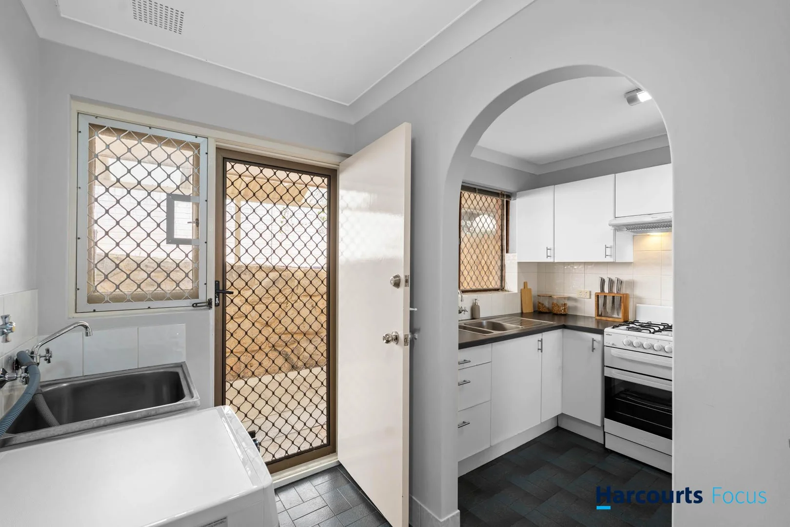 Additional image 11 of 6/2 Edgehill Street, Scarborough WA 6019