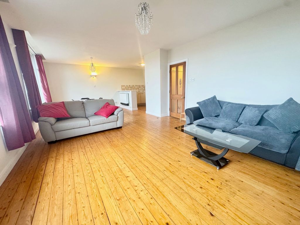 Additional image 4 of 2 bed flat for saleThe Newarke, Leicester LE2