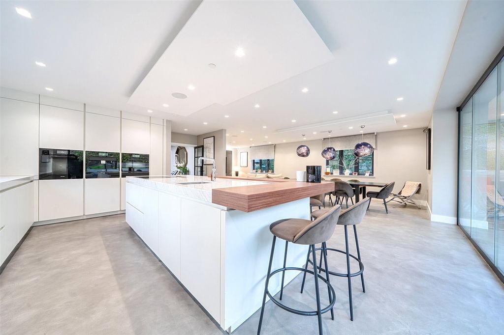 Additional image 5 of 6 bed detached house for saleHill Brow, Bromley, Kent BR1