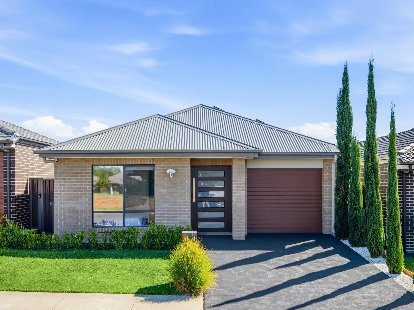 11 Long Reef Circuit, Gregory Hills NSW 2557