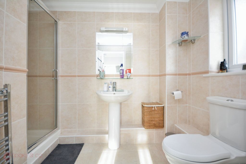 Additional image 19 of 3 bed flat for sale72 Dumpton Park Drive, Broadstairs, Kent CT10