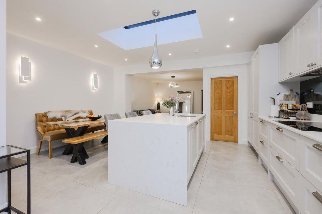 Additional image 9 of 4 bed end terrace house for saleChurch Walk, Brentford TW8