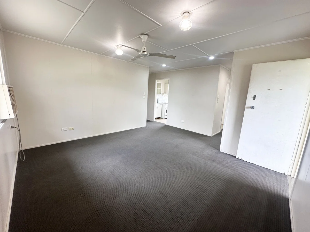 67 Beresford Crescent, Dysart QLD 4745 photo 5
