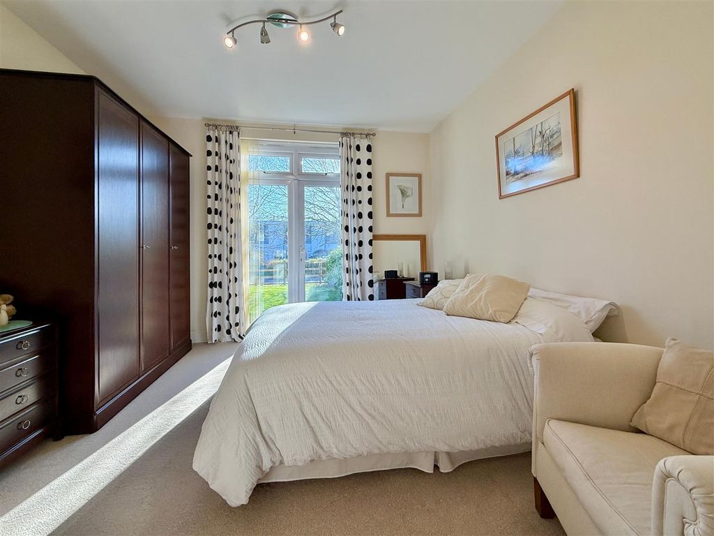 Additional image 8 of 2 bed flat for saleSt. Marys Hill, Brixham TQ5