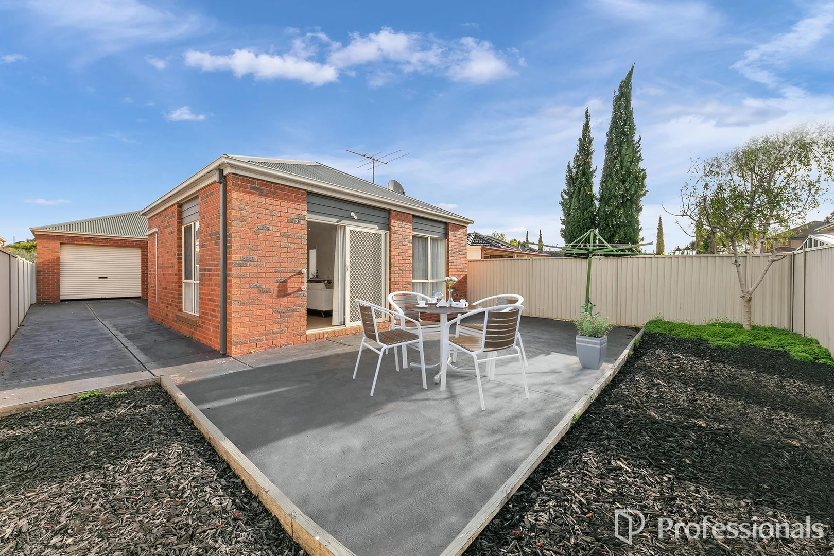 Additional image 12 of 13 Hinchinbrook Close, Caroline Springs VIC 3023
