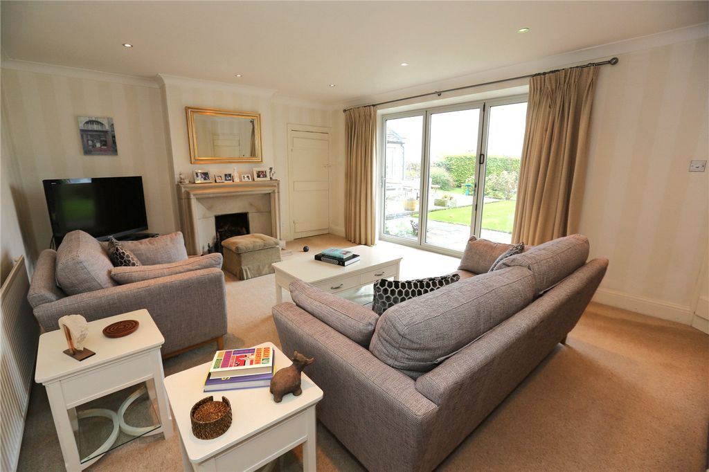 Additional image 7 of 5 bed detached house for saleLittle Orchards, Holmesfield, Derbyshire S18