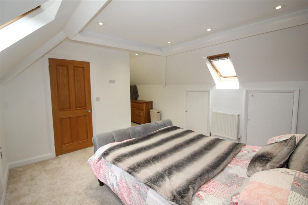 Additional image 32 of 4 bed semi-detached house for saleBryn Road, Pontllanfraith, Blackwood NP12