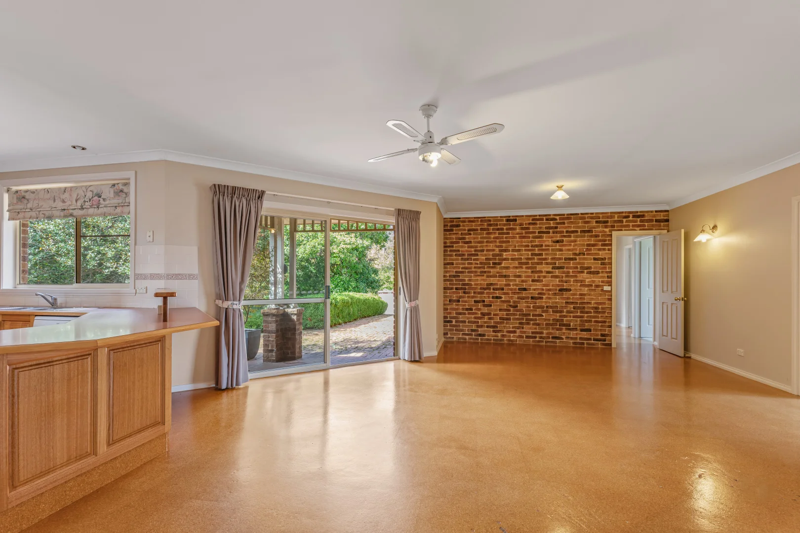 Additional image 8 of 84-86 Queen Street, Oberon NSW 2787