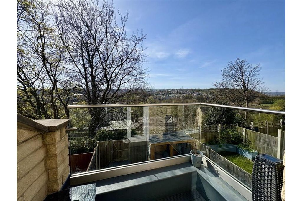 Additional image 23 of 4 bed terraced house for saleSunnybank Road, Brighouse HD6