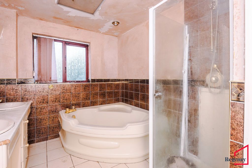 Additional image 18 of 6 bed detached house for saleVictoria Road, Heaton, Bolton BL1