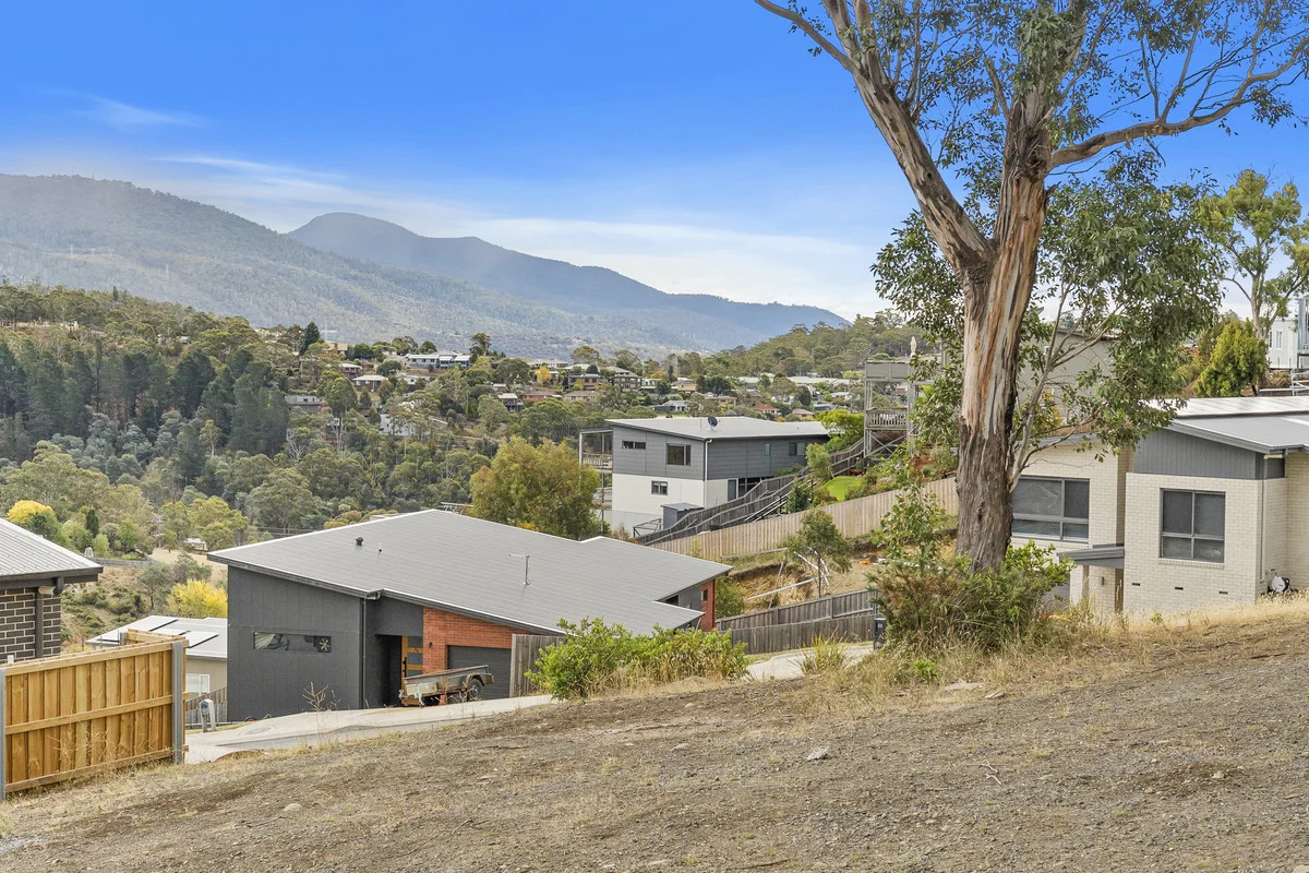 Additional image 11 of 34 Beaumont Road, Lenah Valley TAS 7008