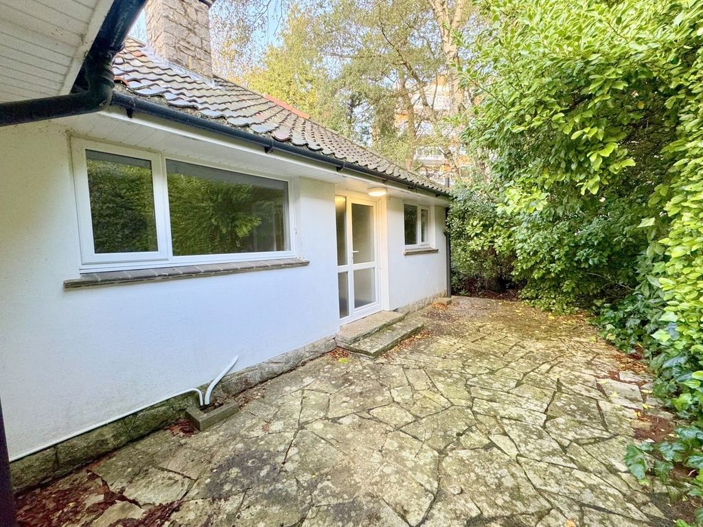 Additional image 26 of 3 bed flat for saleMartello Road South, Canford Cliffs, Poole BH13