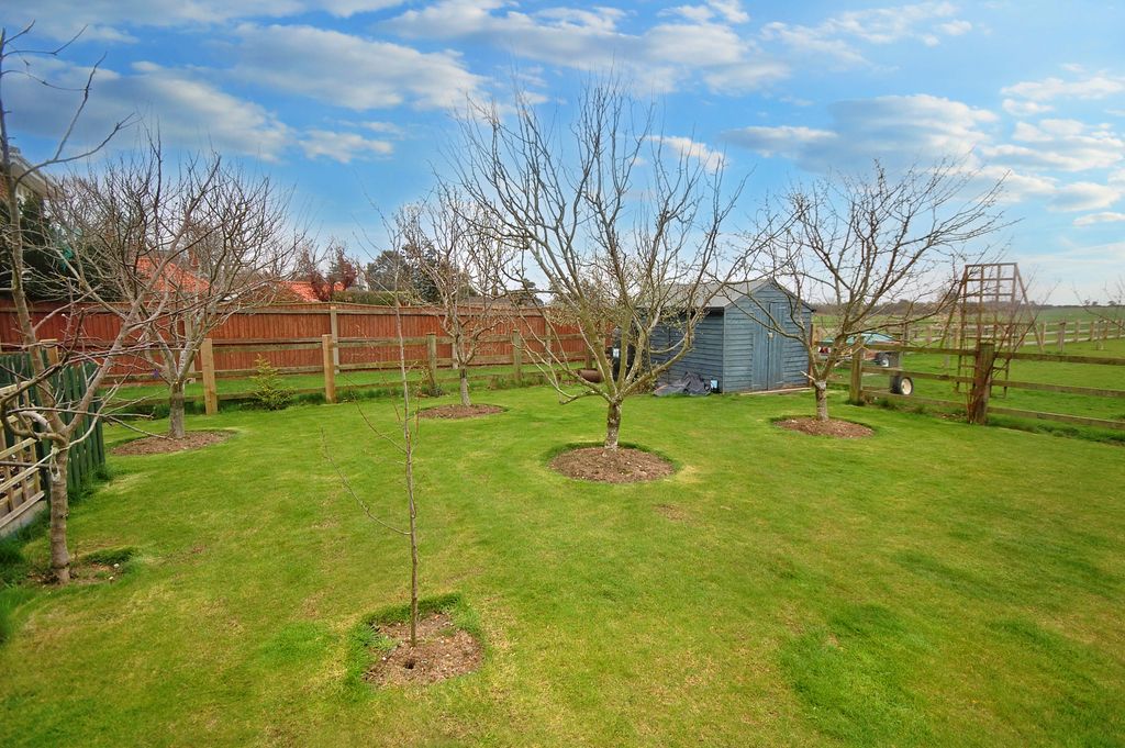 Additional image 32 of 3 bed detached bungalow for saleStation Road, North Thoresby DN36