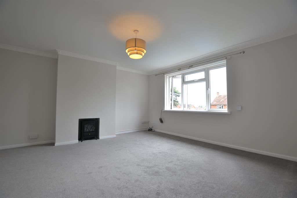 Additional image 4 of 2 bed flat for saleWoodhill Drive, Wombourne, Wolverhampton WV5