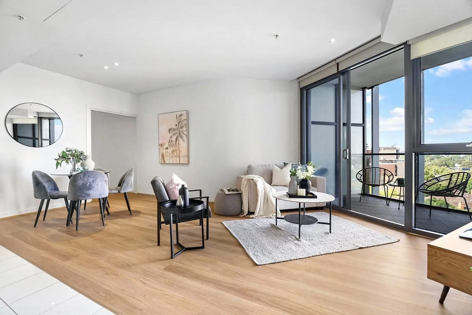 719/55 Queens Road, Melbourne VIC 3004