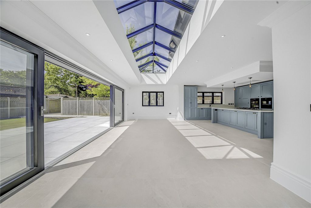 Additional image 8 of 5 bed detached house for saleKingsway, Aldwick, West Sussex PO21