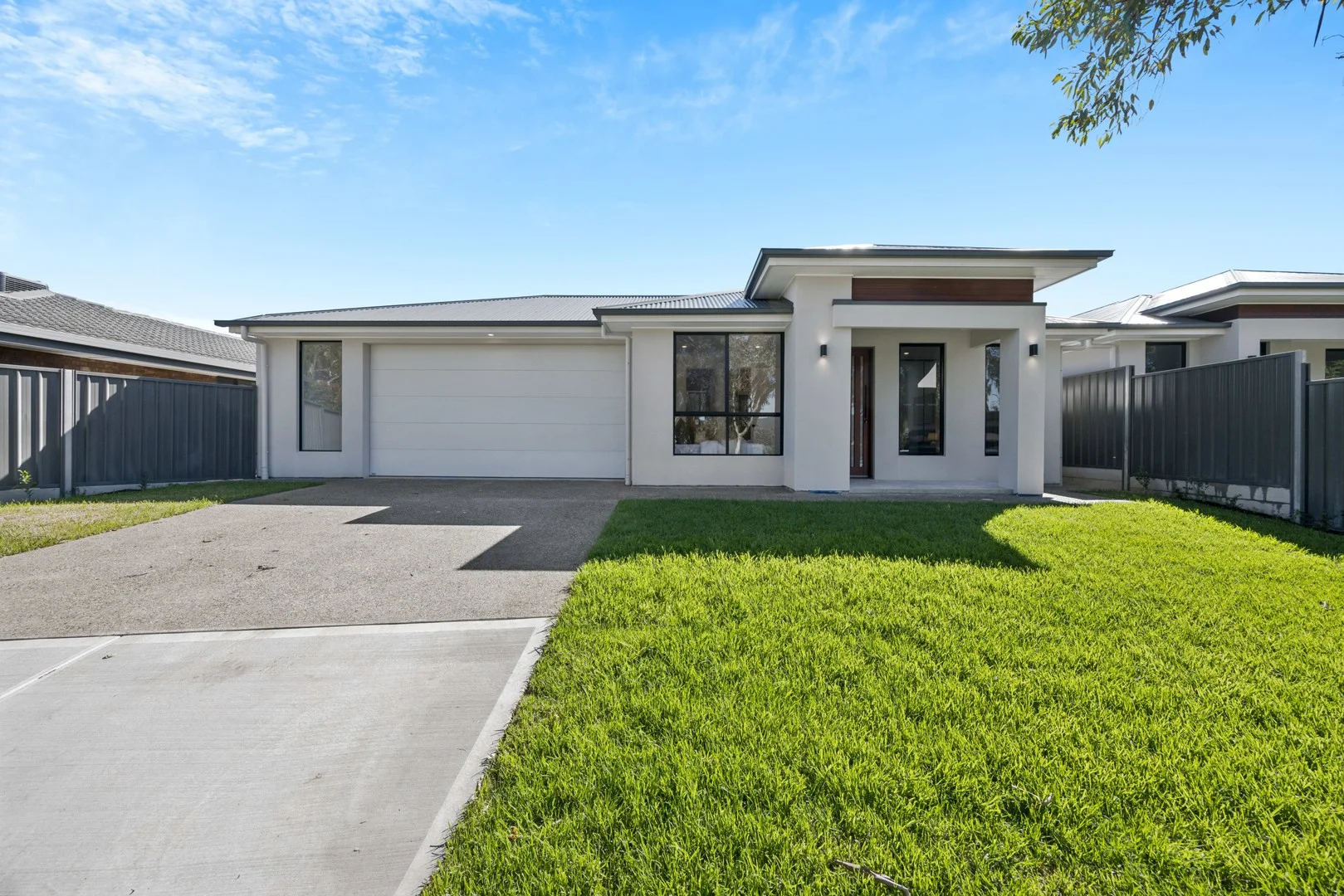 32 Trevithick Crescent, Redwood Park SA 5097