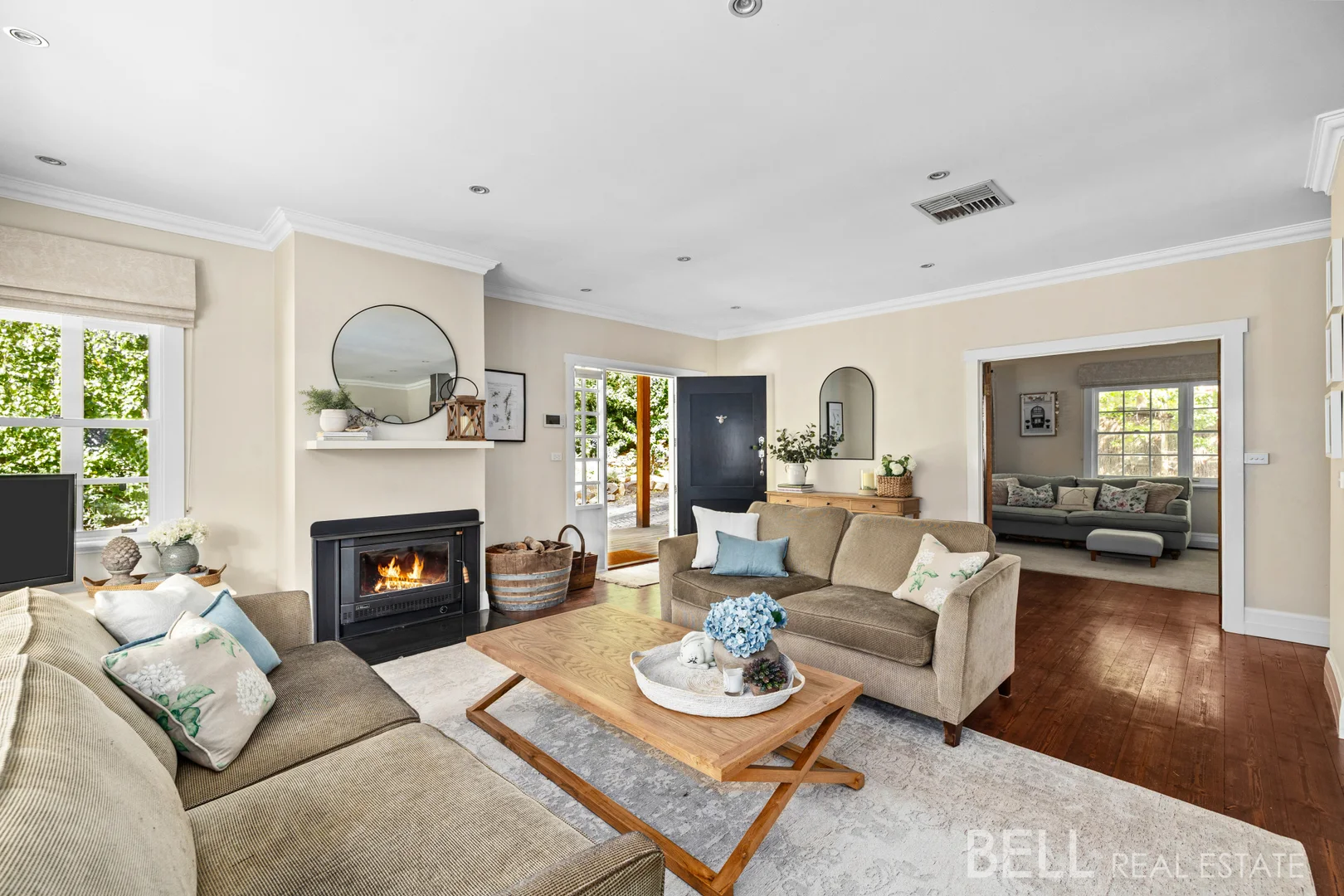 Additional image 4 of 33 Pine Road, Mooroolbark VIC 3138