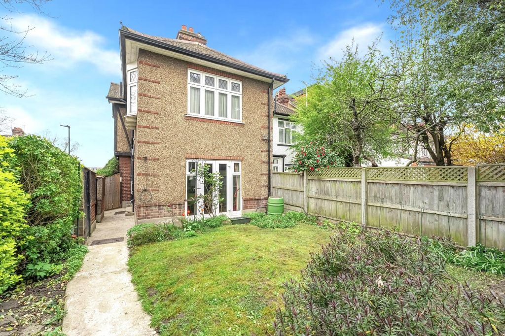 Additional image 20 of 3 bed semi-detached house for saleBoston Gardens, Brentford TW8