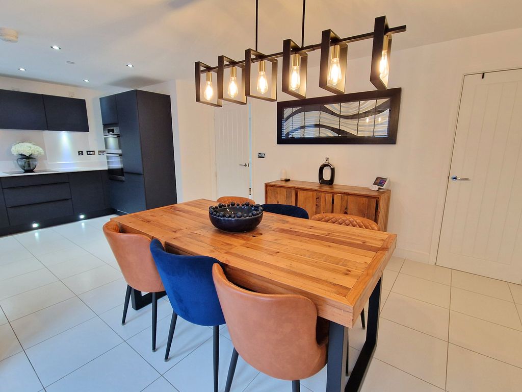 Additional image 8 of 4 bed detached house for saleLlys Penfro, Newton, Porthcawl CF36