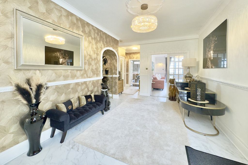 Additional image 2 of 5 bed flat for saleBath Road, Bournemouth BH1