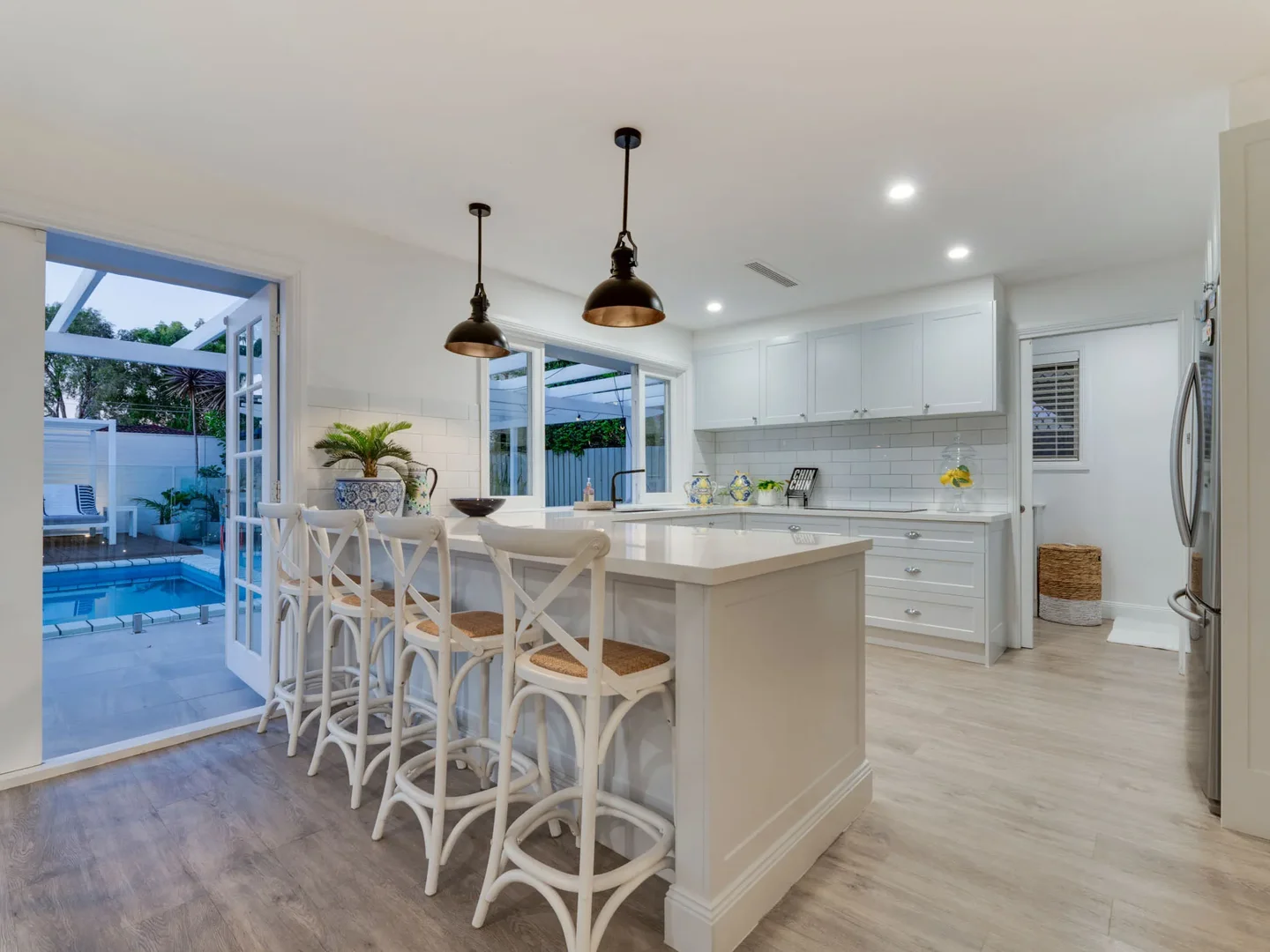 Additional image 3 of 17 Salerno Street, Isle Of Capri QLD 4217