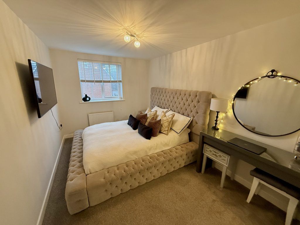 Additional image 5 of 2 bed flat for saleRoyal Drive, Bordon, Hampshire GU35