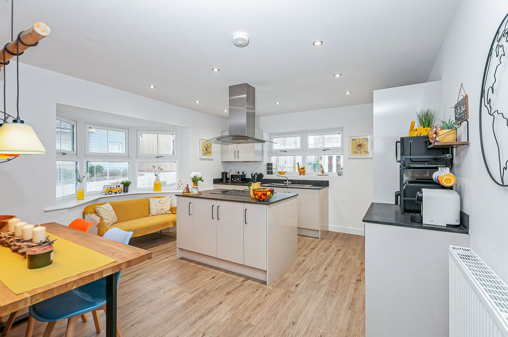 Additional image 2 of 2 bed bungalow for saleTowse Pasture, Bridlington YO16