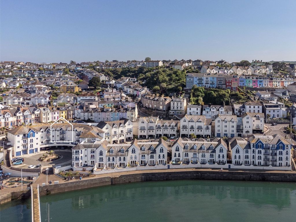 Additional image 4 of 3 bed flat for sale52 Moorings Reach, Brixham, Devon TQ5