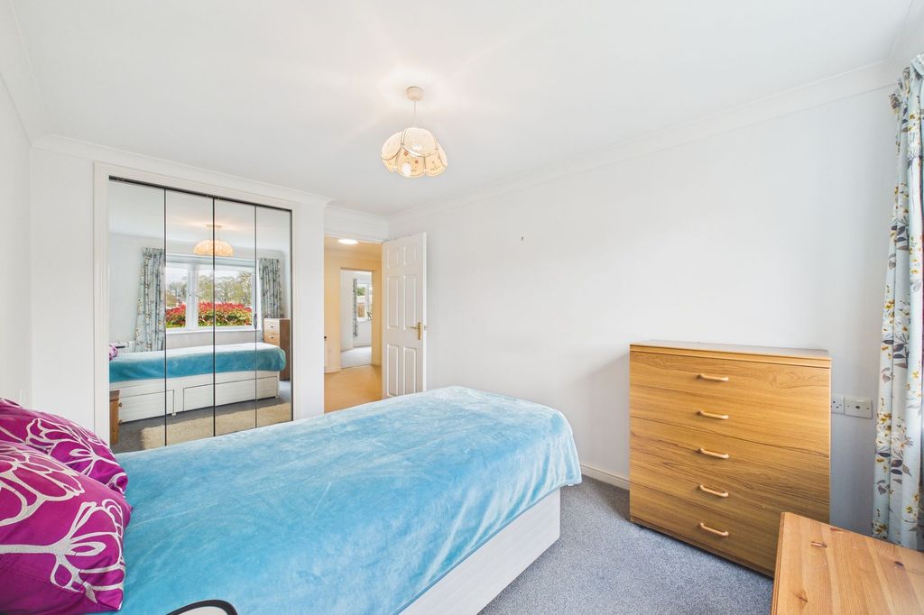 Additional image 11 of 2 bed flat for saleHanbury Court, Thetford IP24