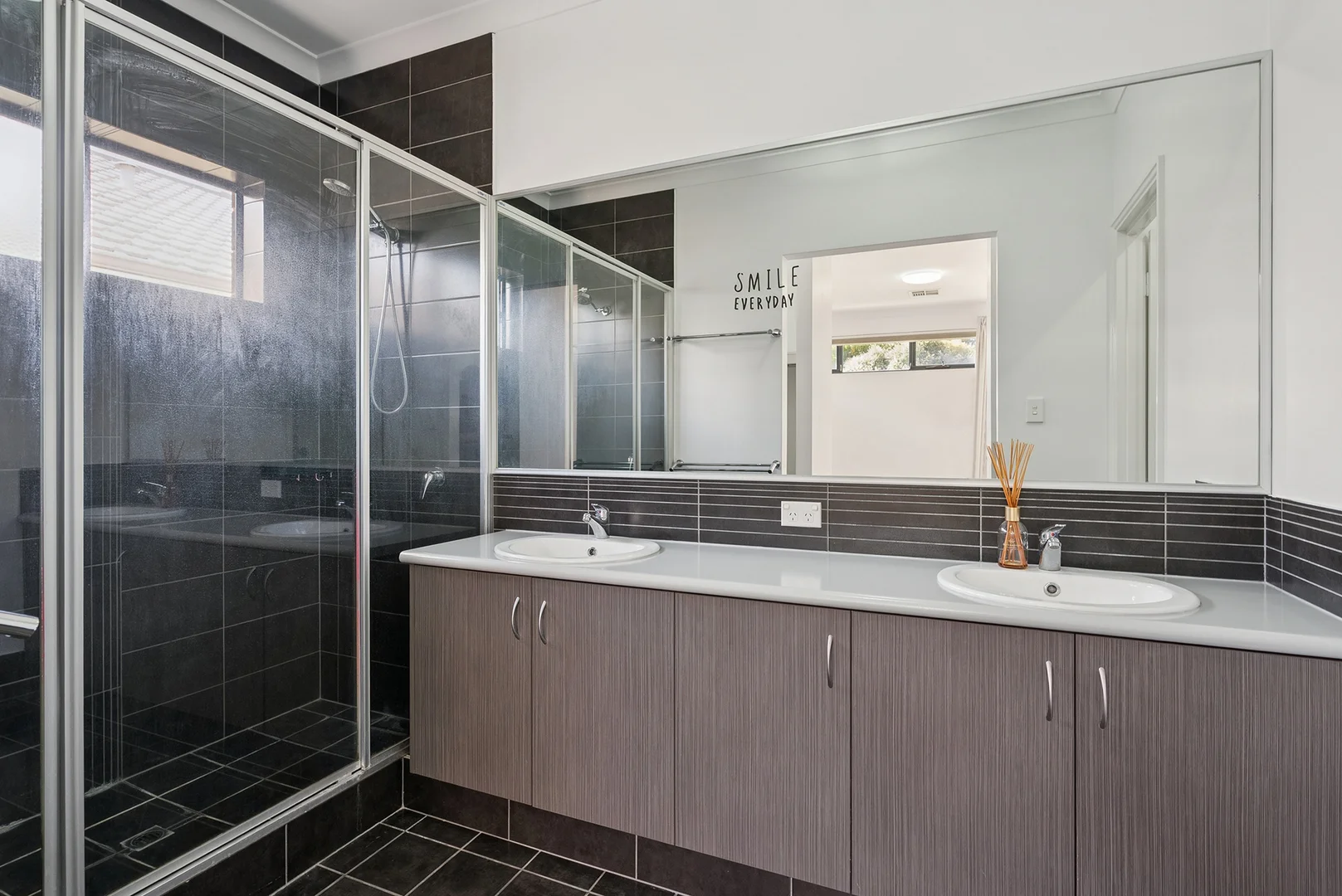 Additional image 12 of 6 Ray Road, Kewdale WA 6105