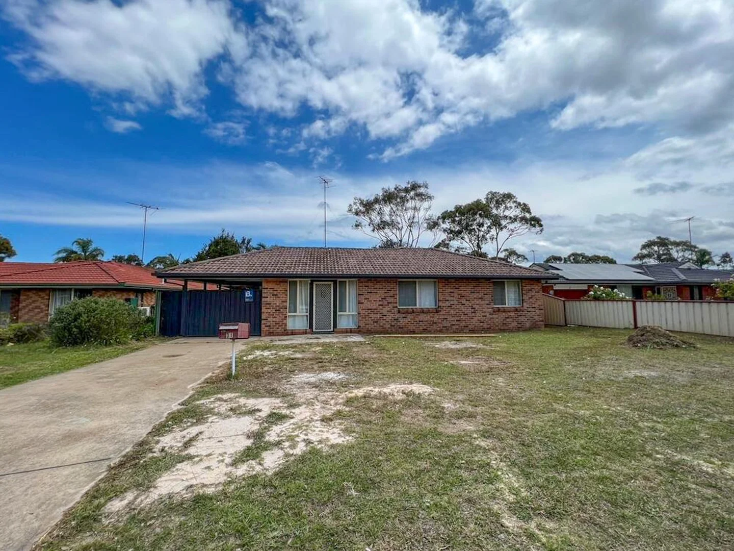 31 Greengate Road, St Helens Park NSW 2560