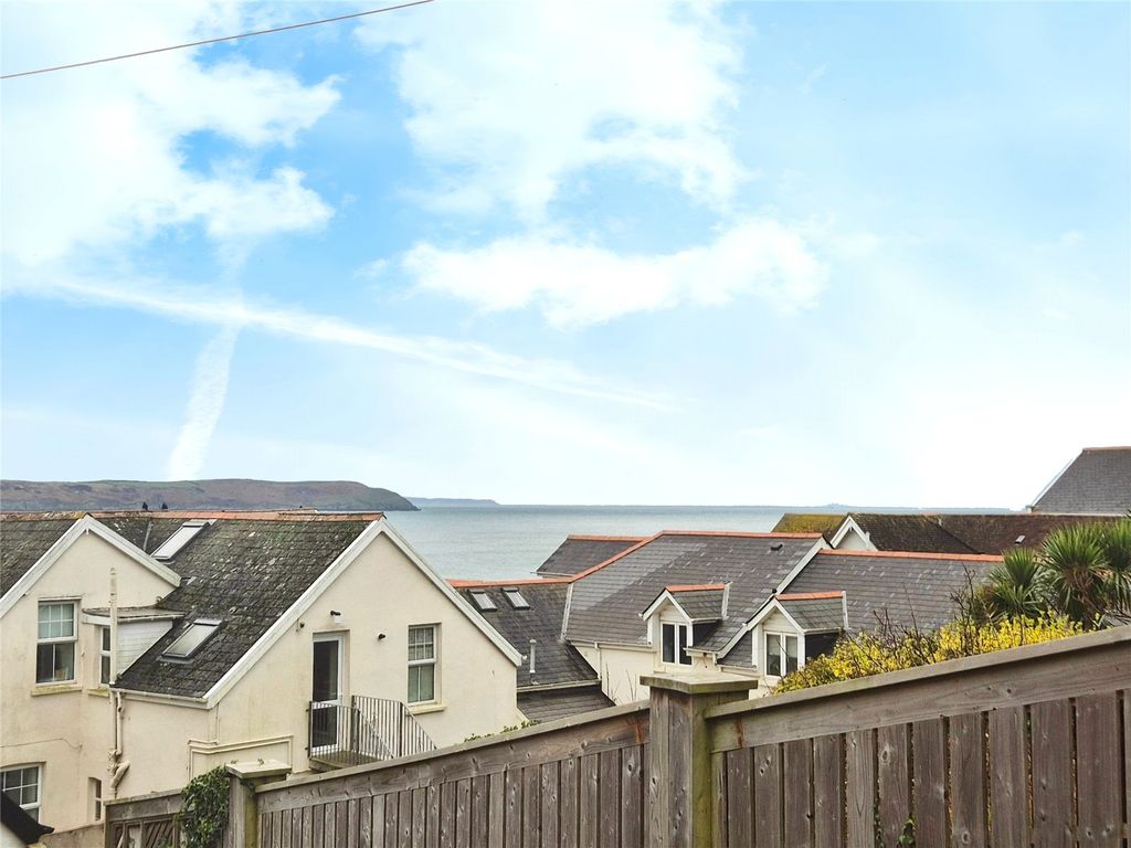 2 bed flat for saleBay View Road, Woolacombe, Devon EX34 photo 5