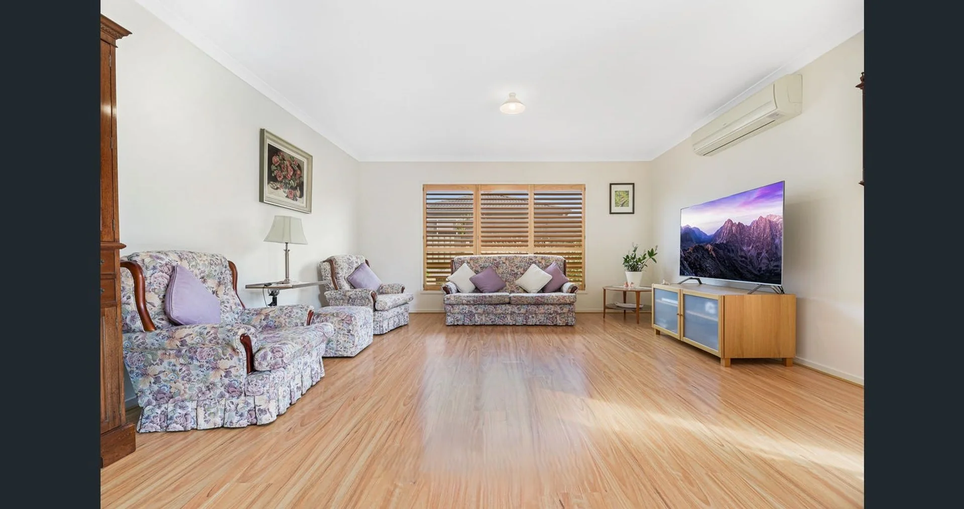 14 CHALLENGER CIRCUIT, Cranbourne East VIC 3977 photo 5