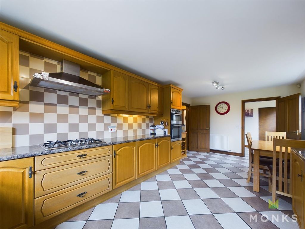 Additional image 8 of 5 bed detached house for saleBazeley Way, Wem SY4