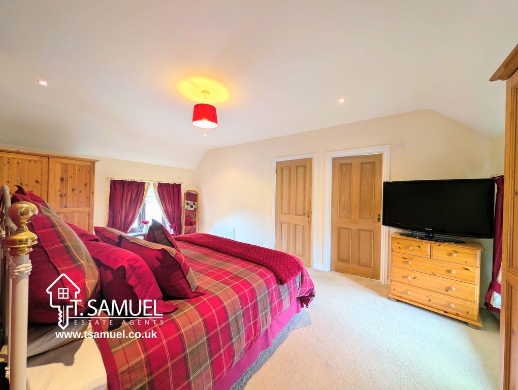 Additional image 25 of 4 bed detached house for saleLan Farm, Llanwonno Road, Mountain Ash CF45
